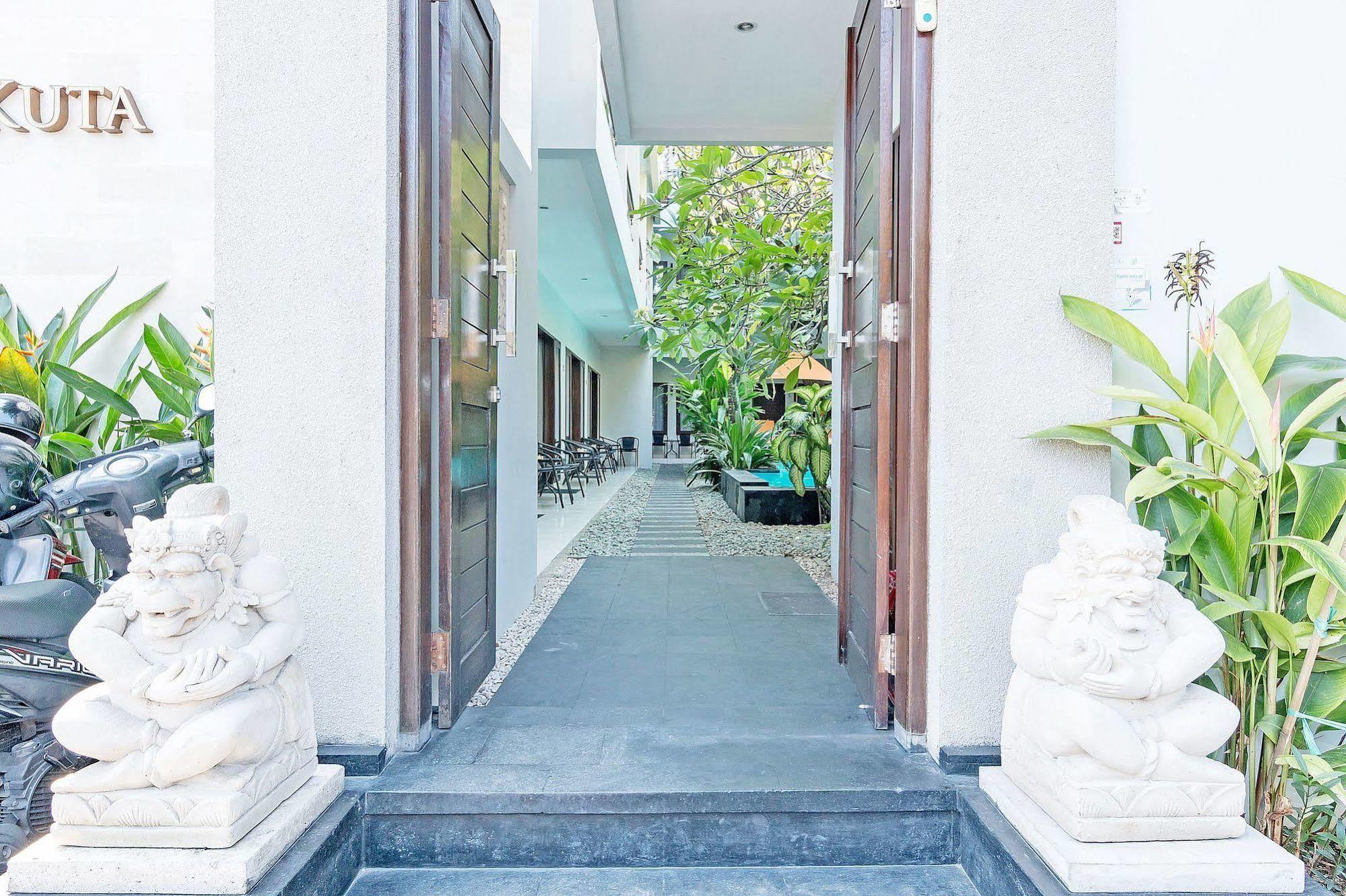 Zen Kuta Theater 2*